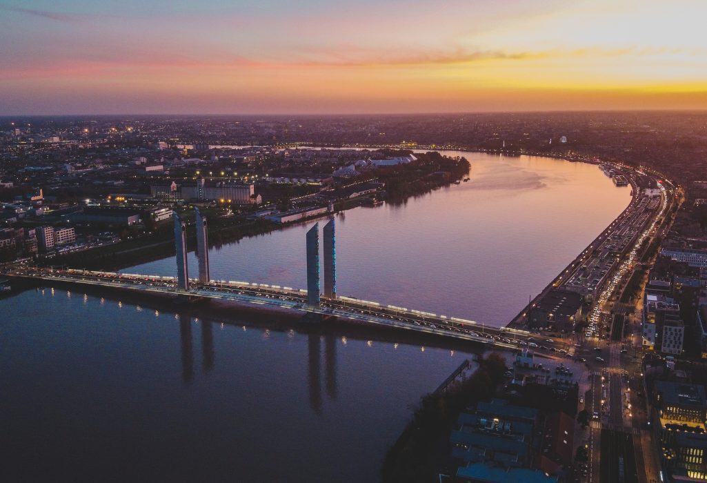 Grosse cloche à Bordeaux