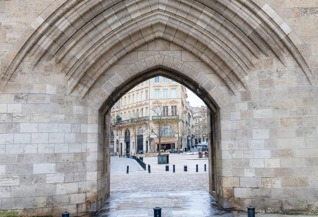 Porte Cailhau à Bordeaux